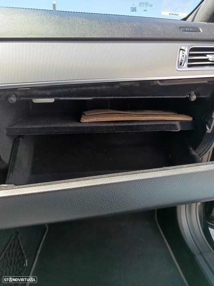 Mercedes-Benz E 220 BlueTEC BE Edition Auto. - 23