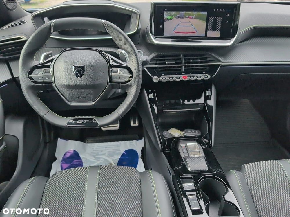 Peugeot 2008 - 13