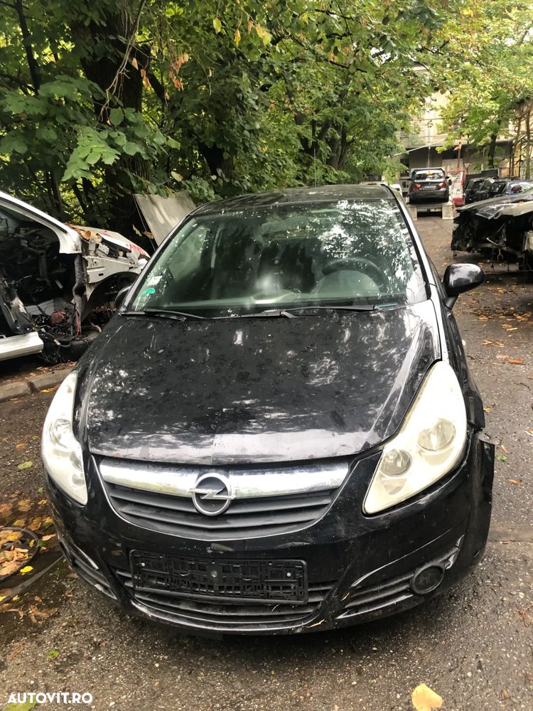 Dezmembrez Opel Corsa D coupe negru benzina 1,2 2007 - 5