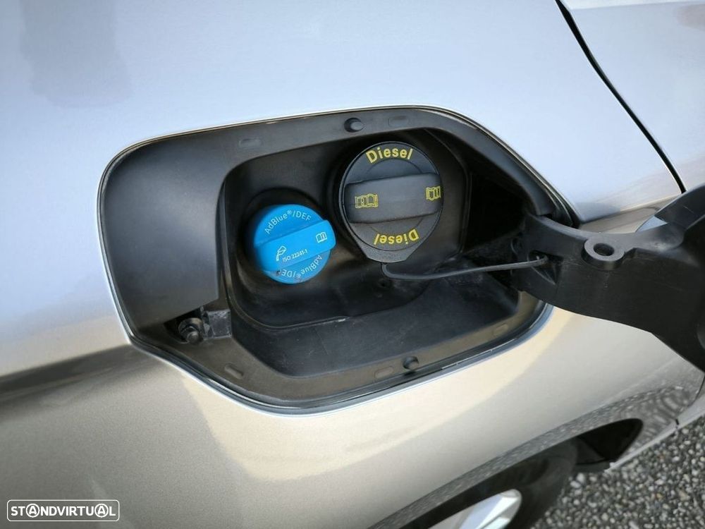 VW Passat 2.0 TDI Business P.DSG - 59