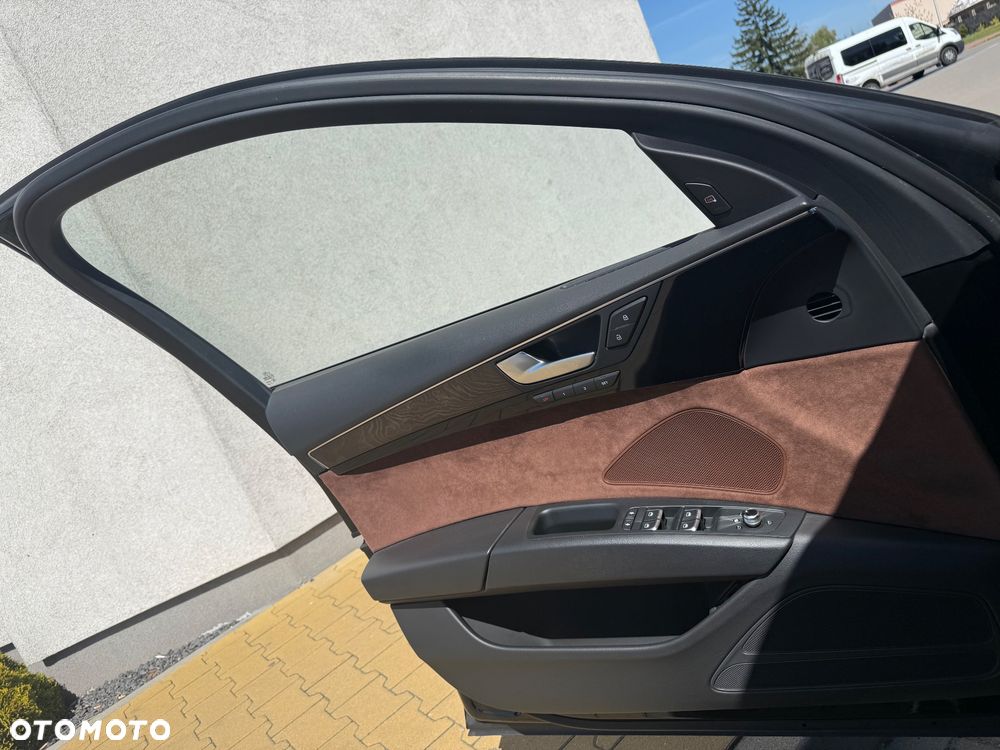 Audi A8 3.0 TDI DPF quattro tiptronic - 15