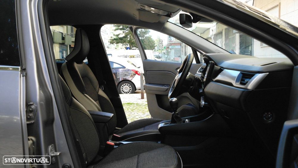 Renault Captur 1.0 TCe Techno - 26