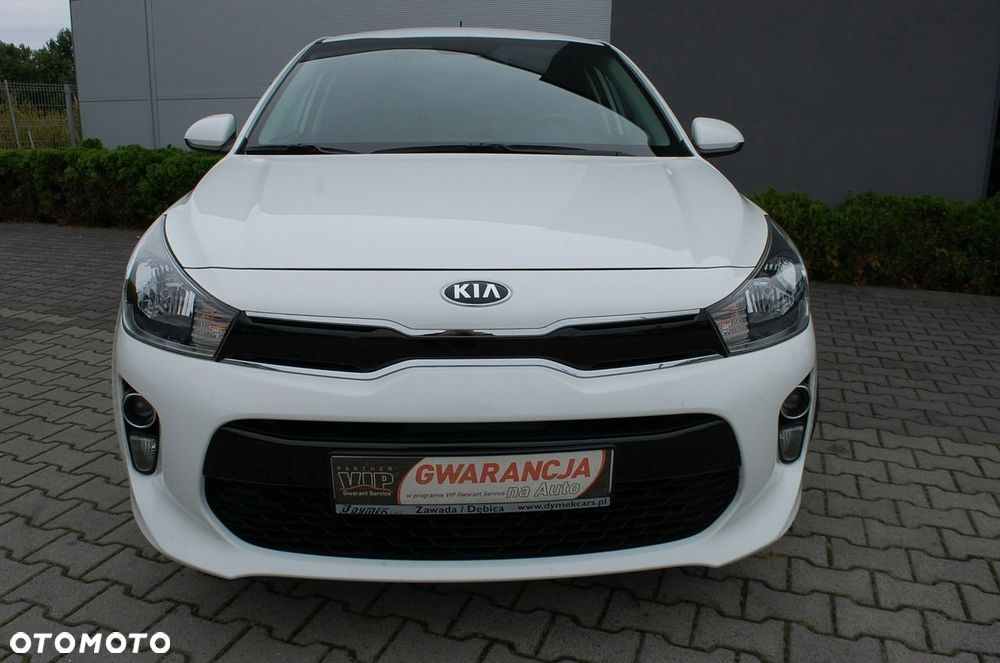 Kia Rio - 10