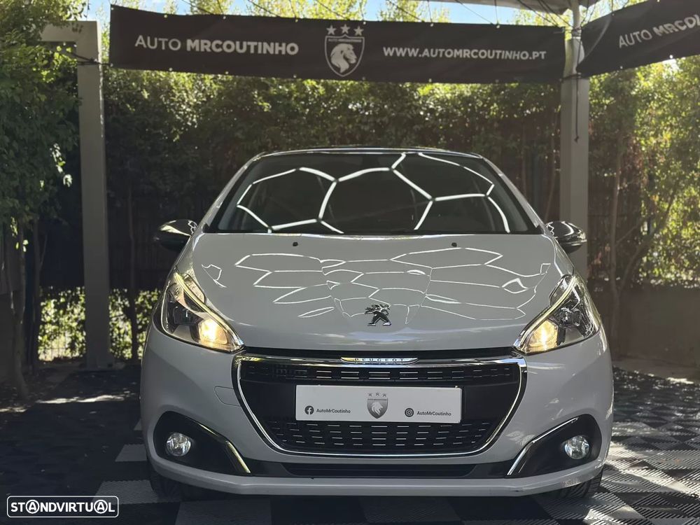 Peugeot 208 PureTech 110 Stop & Start EAT6 Allure