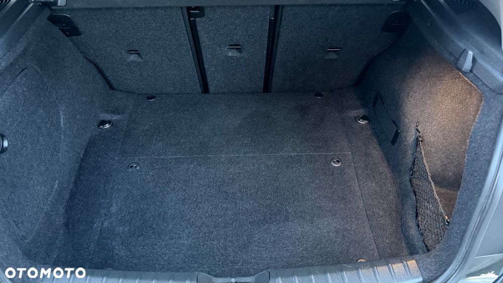 BMW Seria 1 118d - 29