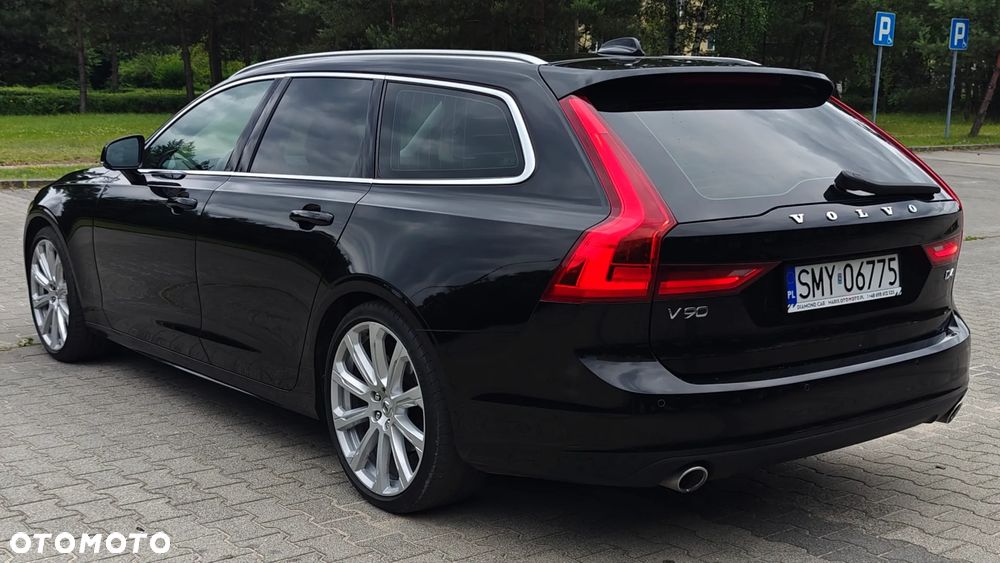 Volvo V90 D4 Momentum Pro - 12