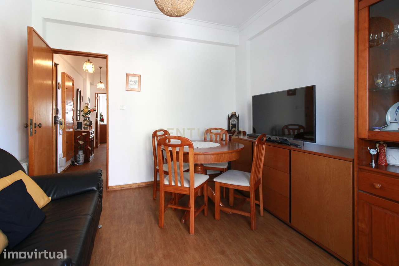 APARTAMENTO T2 NA PÓVOA DE SANTO ADRIÃO - Grande imagem: 3/23