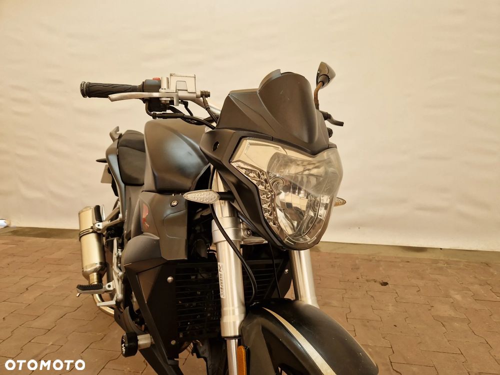 Barton Street-R - 12