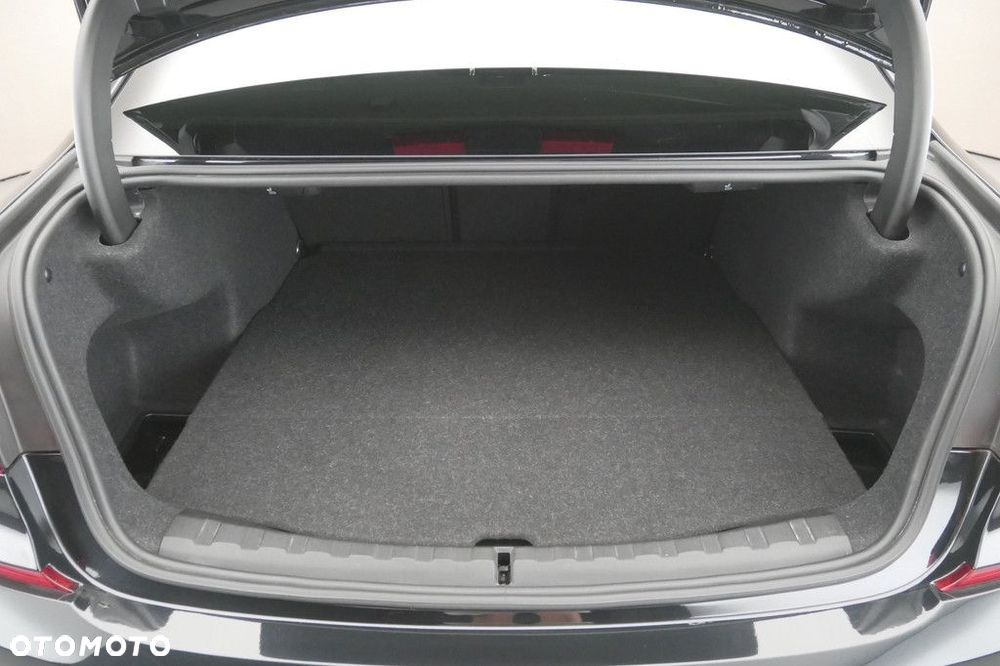 BMW Seria 3 - 16