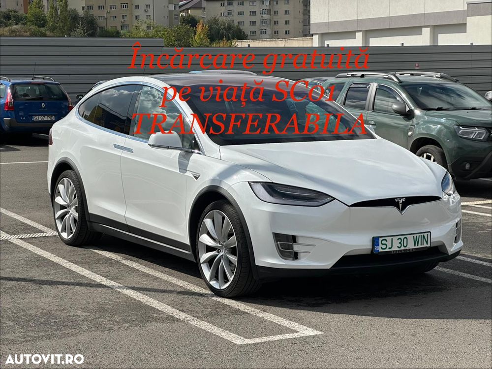 Tesla Model X - 1