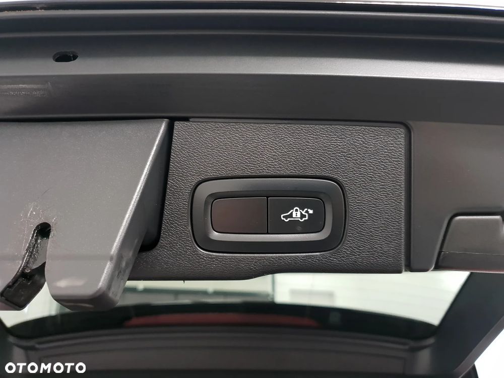 Volvo XC 60 D4 Geartronic Inscription - 9