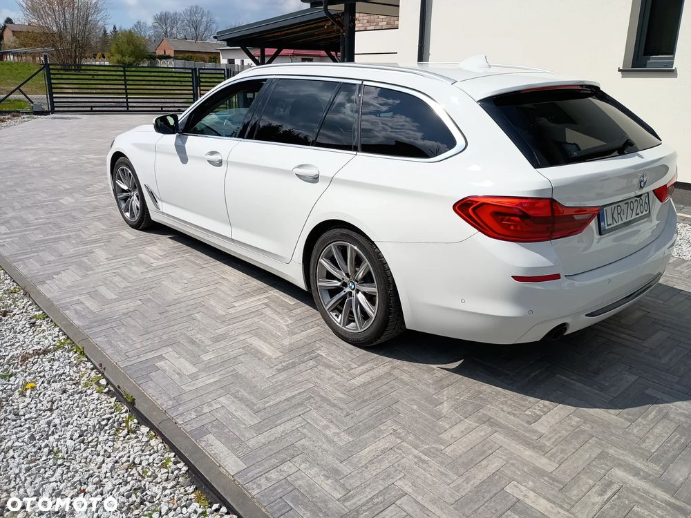 BMW Seria 5 520d xDrive Sport Line - 5