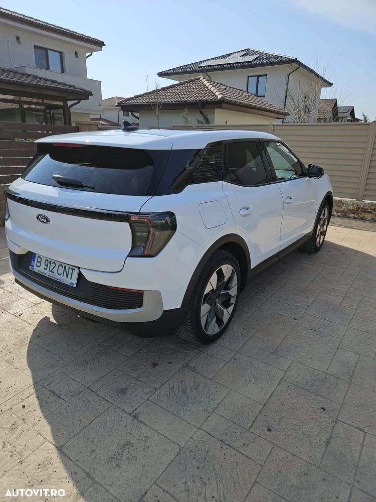 Ford Explorer RWD 77 kWh Extended Range Premium - 4