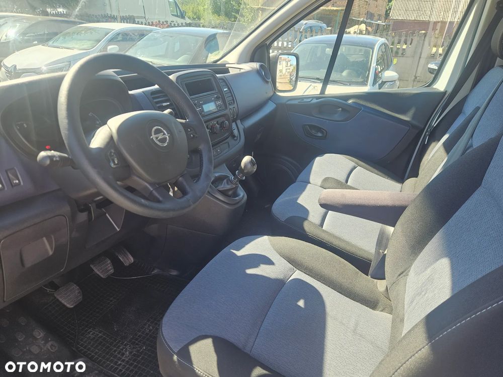 Opel VIVARO - 21