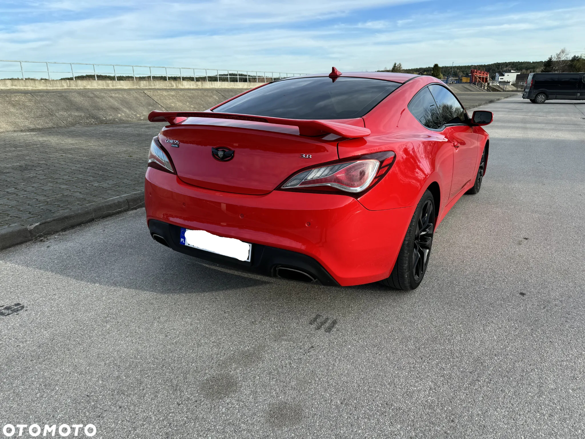 Hyundai Genesis Coupe 3.8 V6 Executive - 6