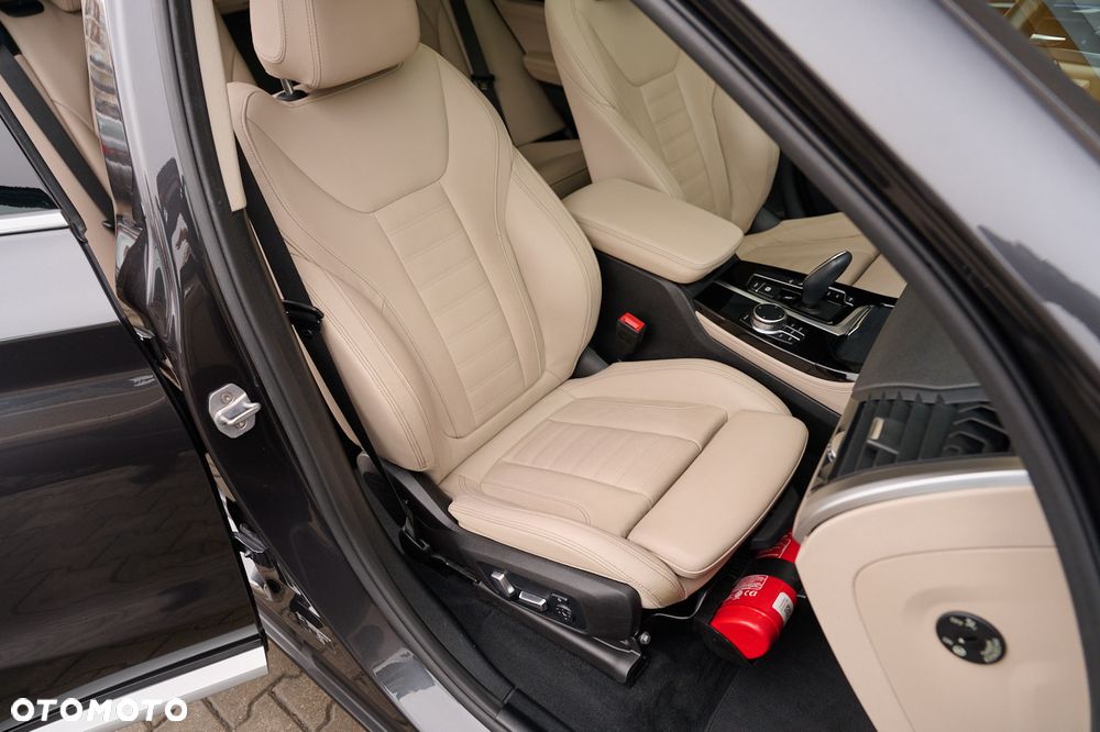 BMW X4 xDrive20i xLine sport - 24