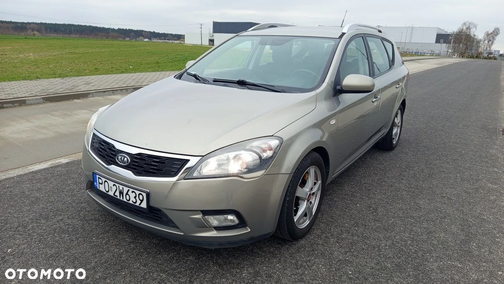 Kia Ceed 1.4 Comfort + - 2