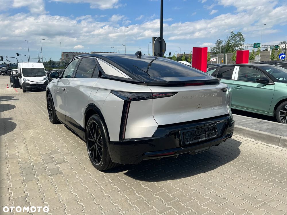DS Automobiles N°8 97.2kWh Long Range AWD Pallas - 8