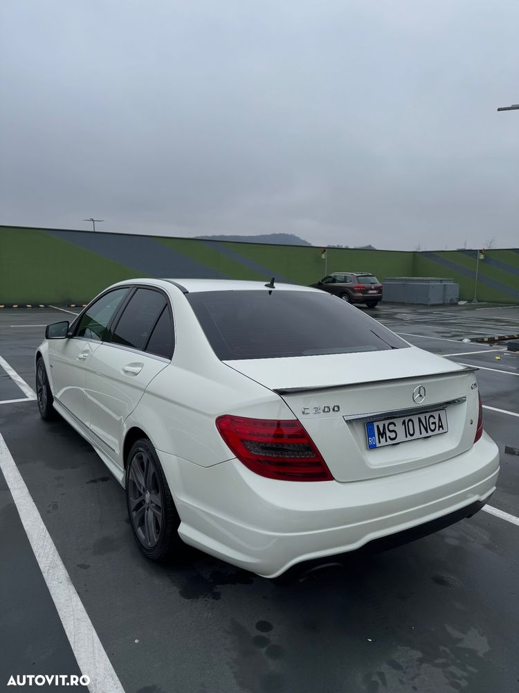 Mercedes-Benz C - 7