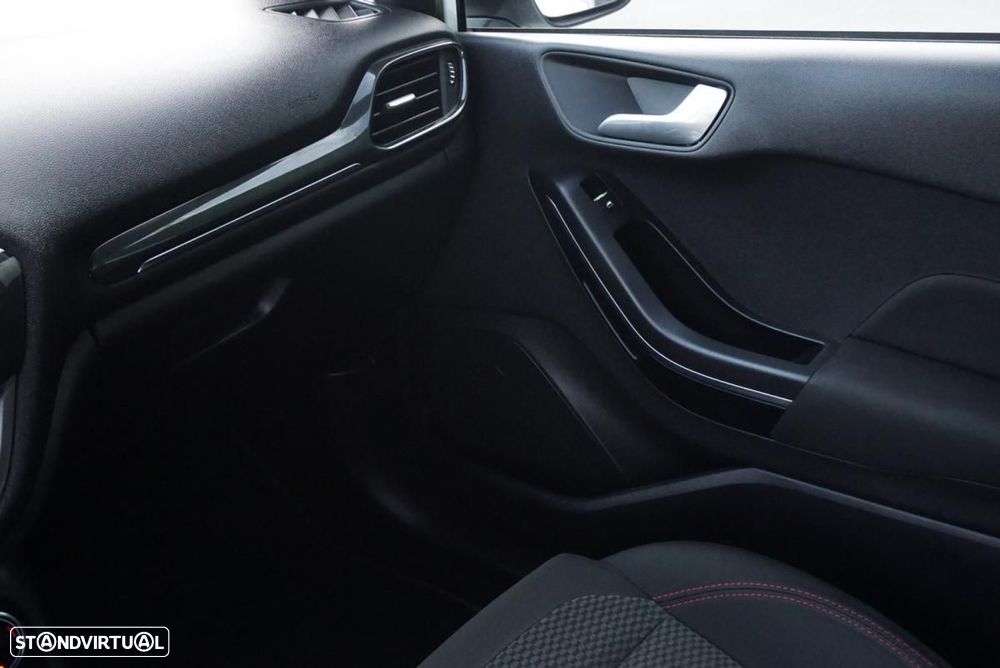 Ford Fiesta 1.0 EcoBoost ST-Line - 29