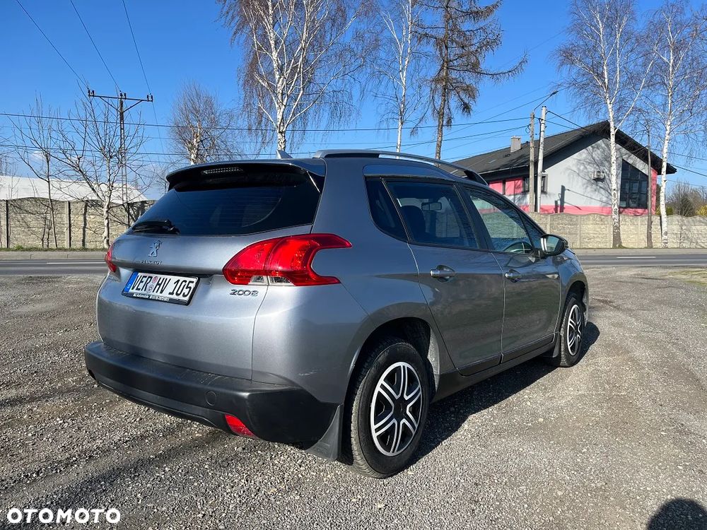 Peugeot 2008 1.2 Pure Tech Allure S&S EAT6 - 8