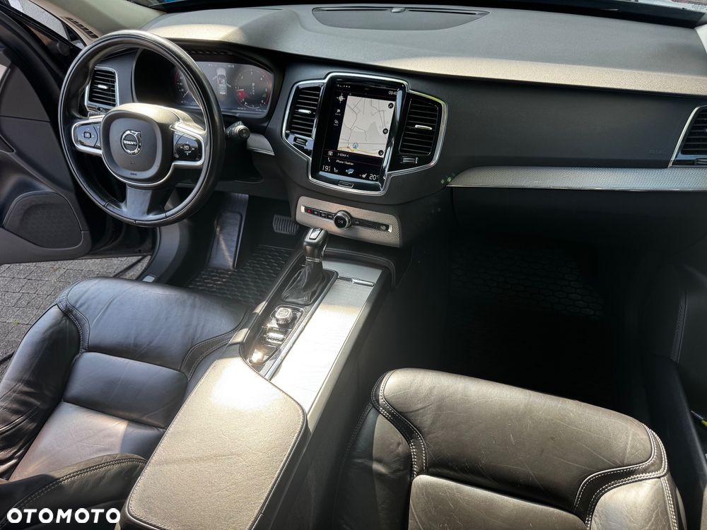 Volvo XC 90 D5 SCR AWD Inscription - 9