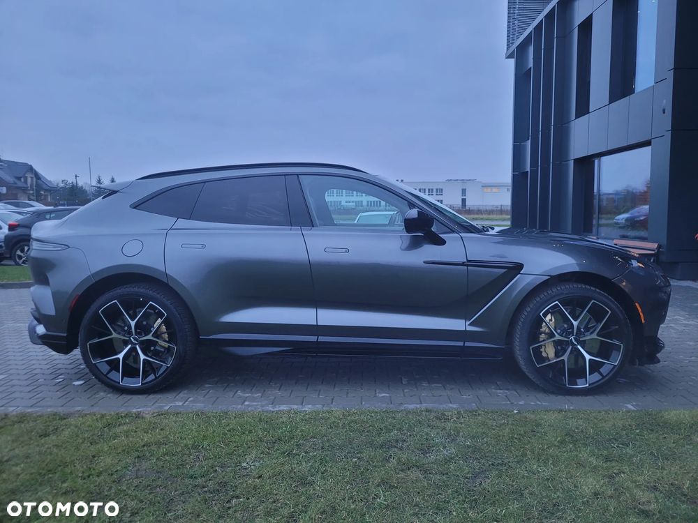 Aston Martin DBX707 - 3