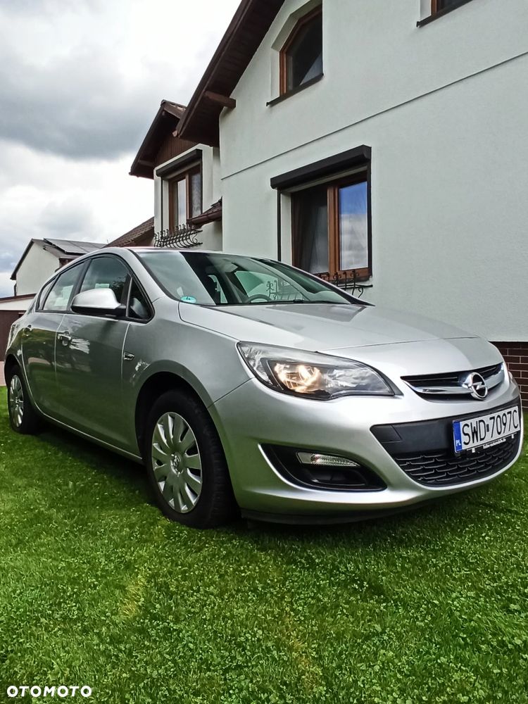 Opel Astra 1.4 ecoFLEX Cosmo - 6