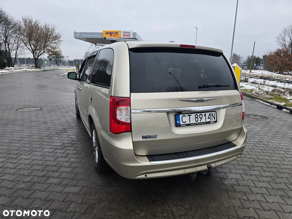 Chrysler Town & Country 3.6 Touring - 7