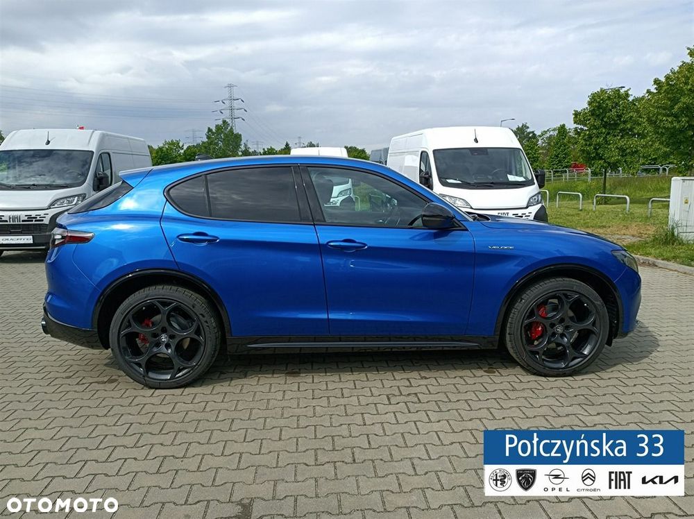 Alfa Romeo Stelvio - 2