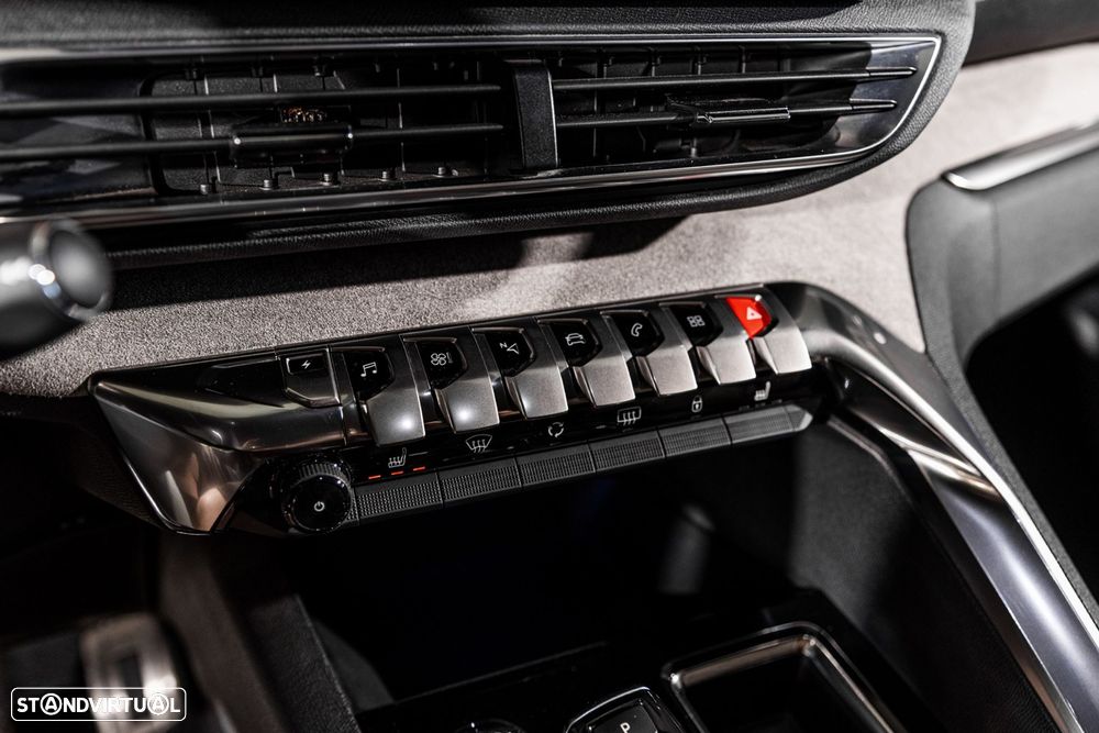 Peugeot 3008 1.6 Hybrid GT e-EAT8 - 23