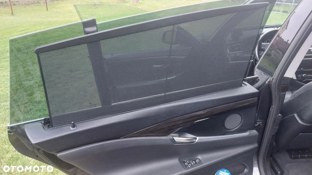 BMW Seria 5 520d Luxury Line - 11