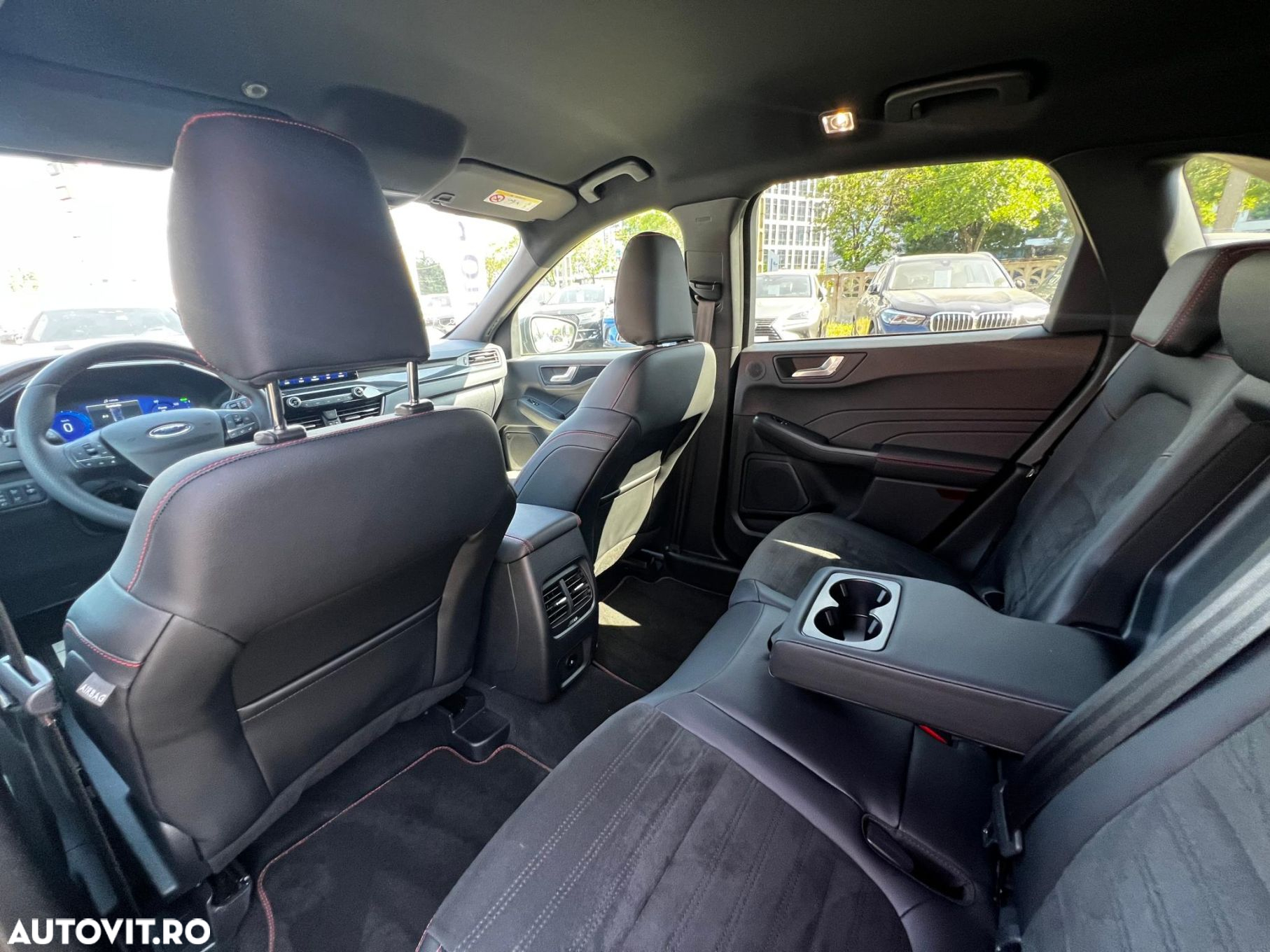 Ford Kuga 2.5 Duratec PHEV ST Line X - 23