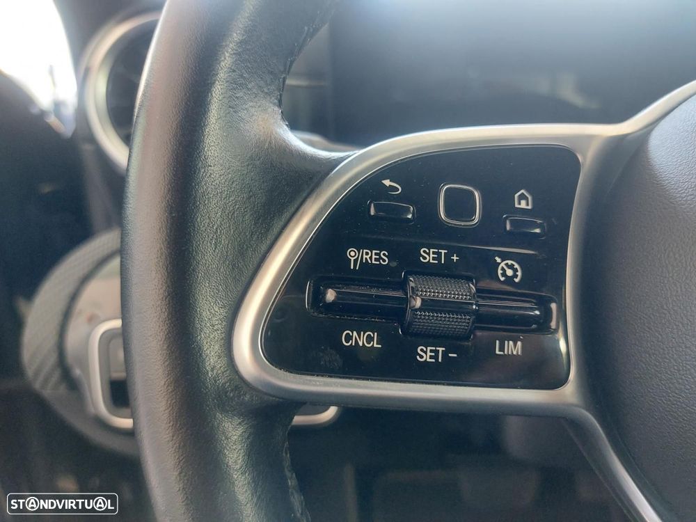Mercedes-Benz A 250 e Style Plus - 19