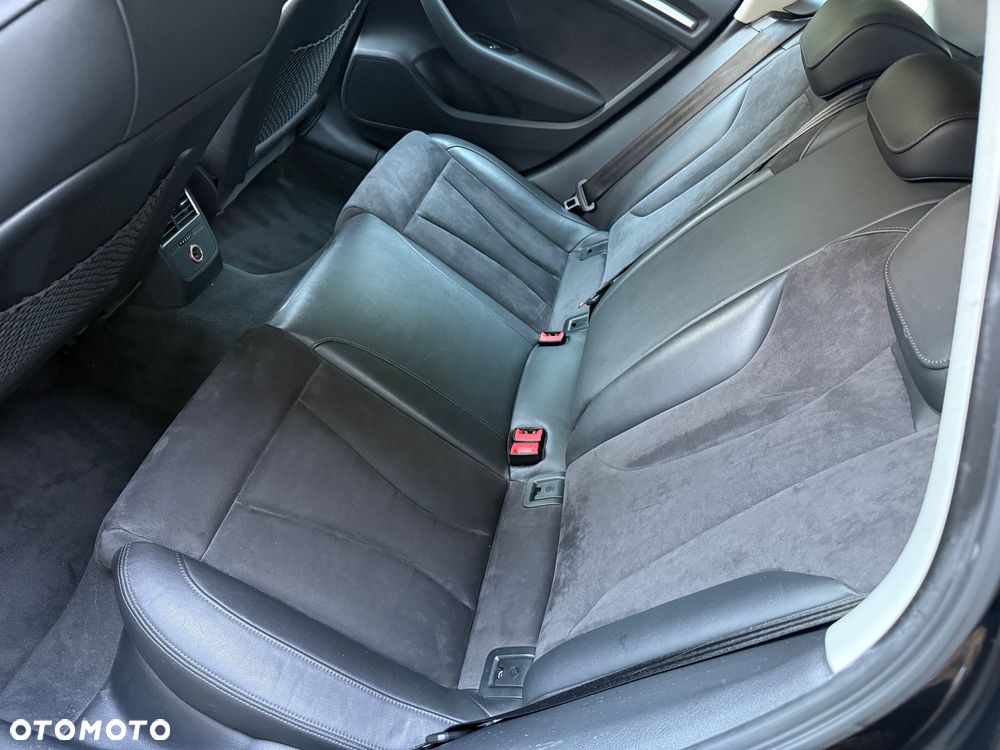 Audi A3 Sportback - 12
