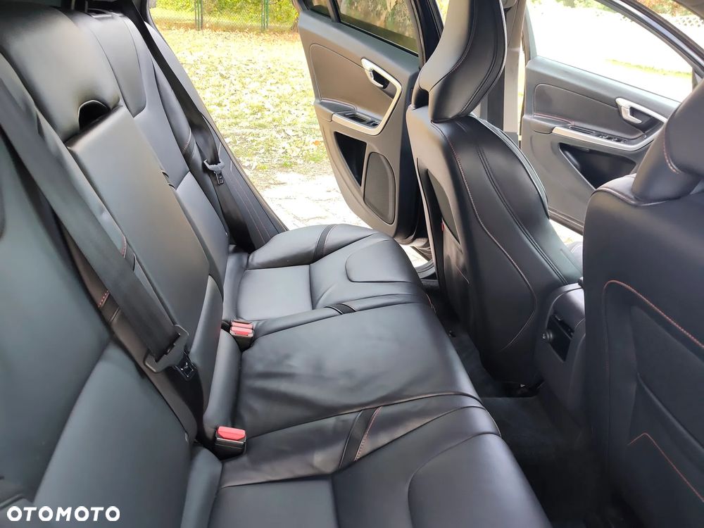 Volvo V60 - 24