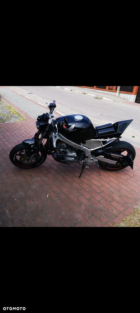Honda CBR - 6
