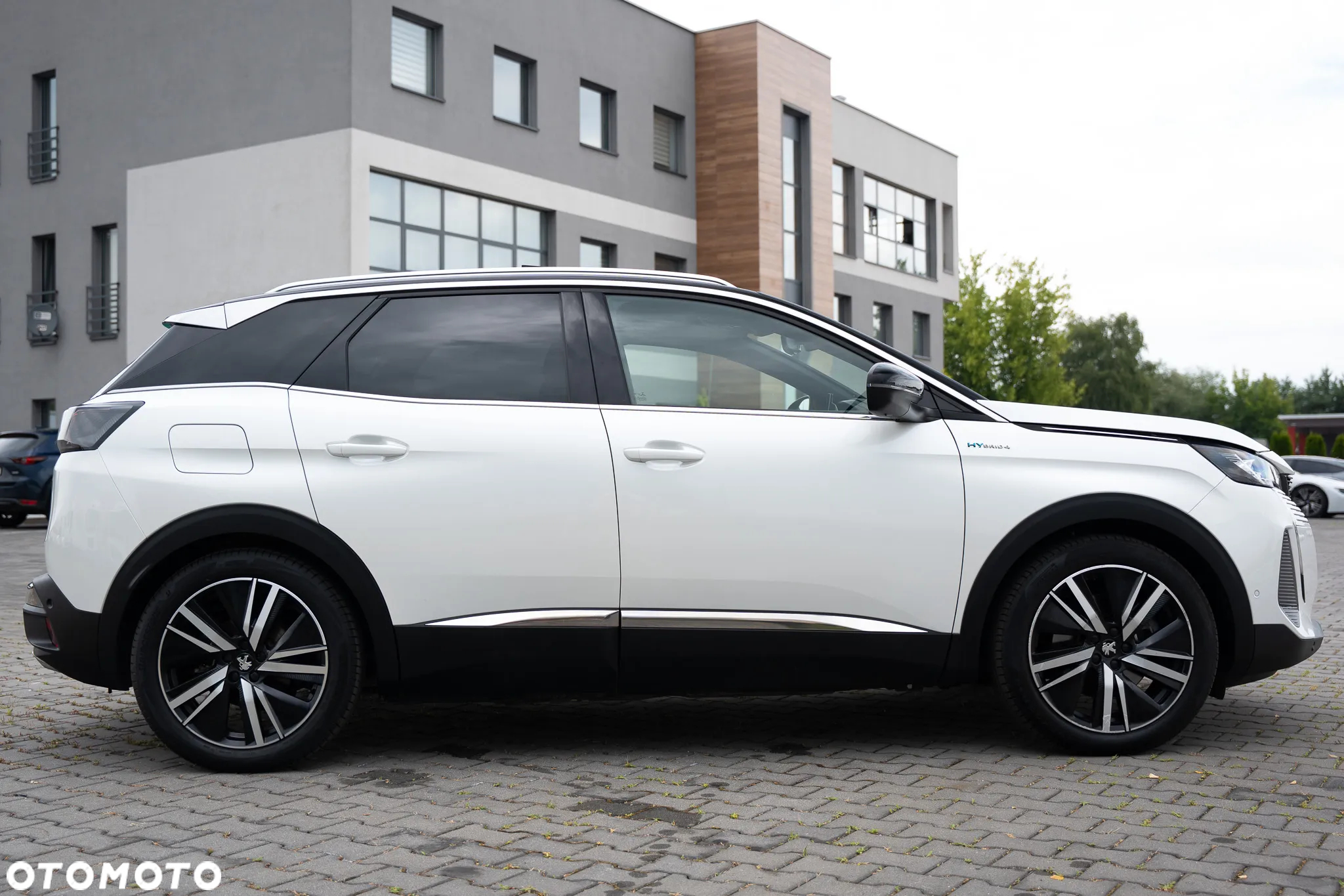 Peugeot 3008 Hybrid4 300 e-EAT8 GT - 14