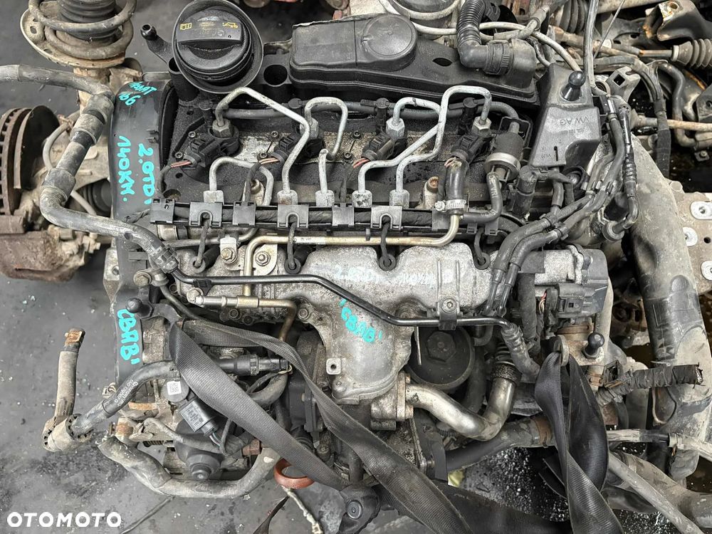 SILNIK PASSAT B6 2.0 TDI - 4