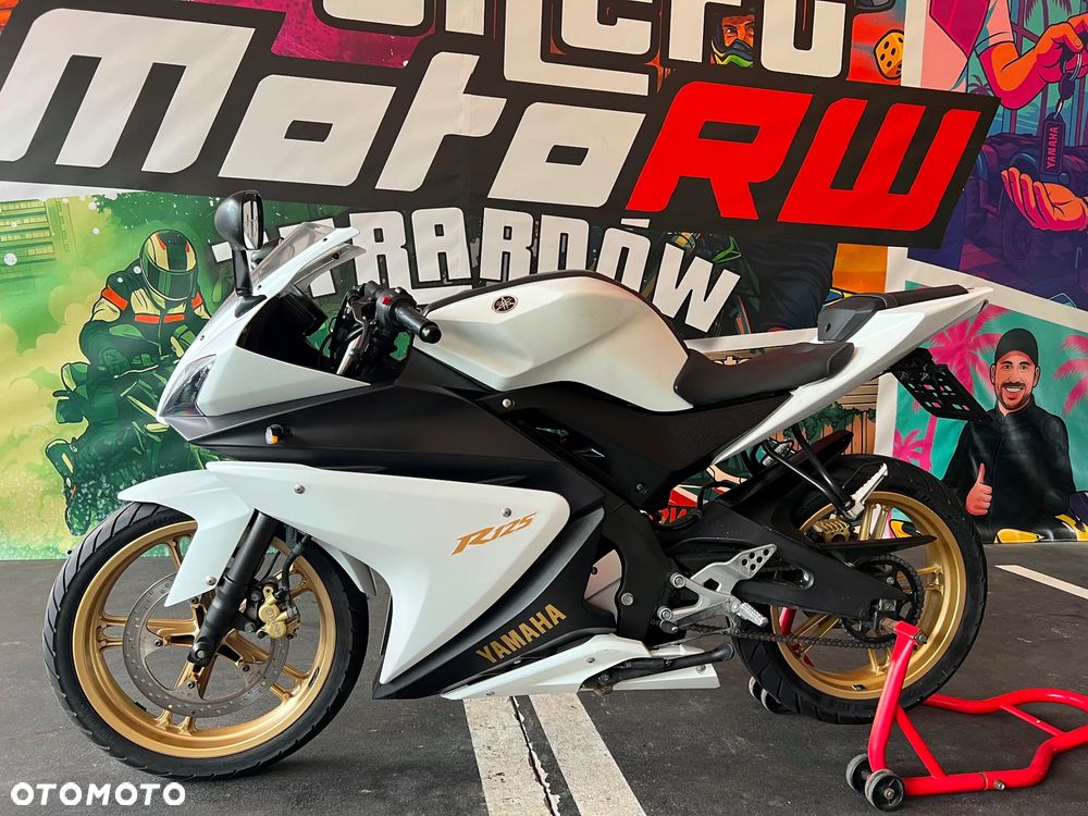 Yamaha YZF - 3