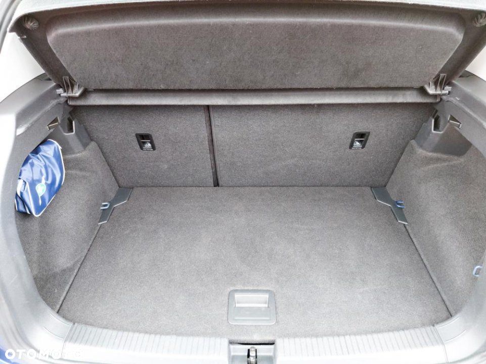 Volkswagen T-Cross - 30