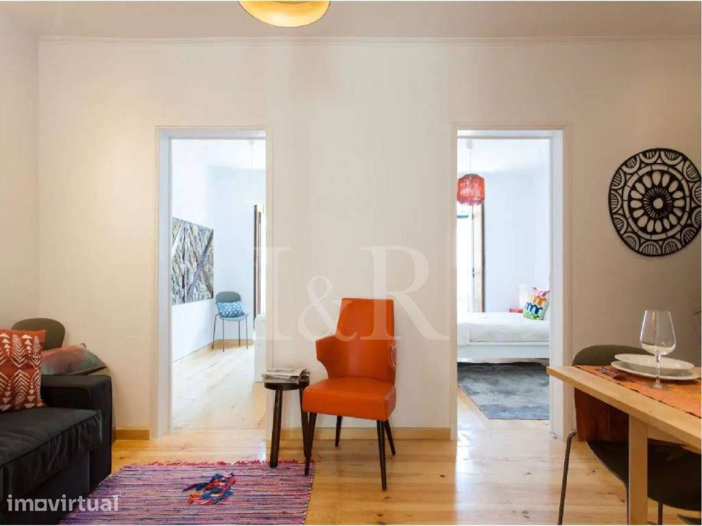 Apartamento T3 renovado e luminoso na Baixa de Lisboa - Grande imagem: 2/17