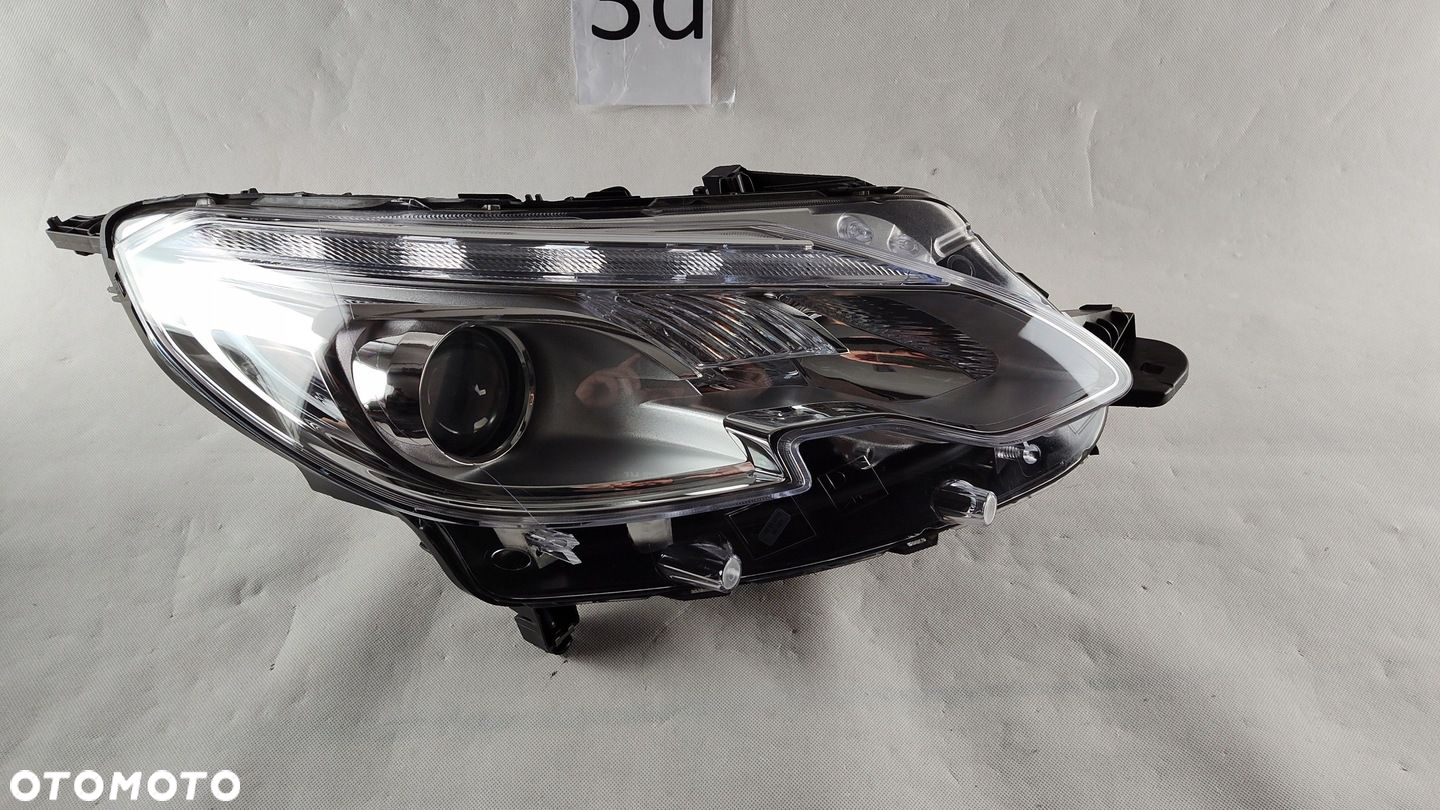 PEUGEOT 208 REFLEKTOR LED PRAWY SOCZEWKA LAMPA PRAWA - 4