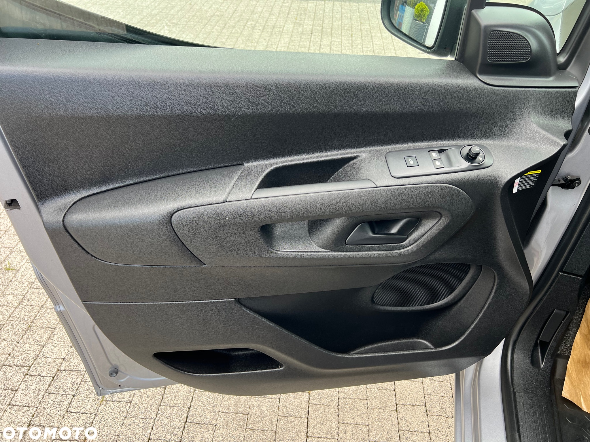 Citroën BERLINGO - 12