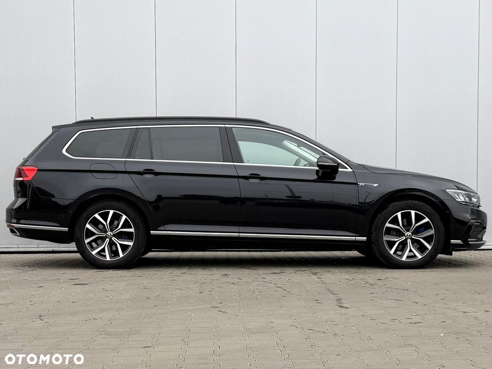 Volkswagen Passat - 10