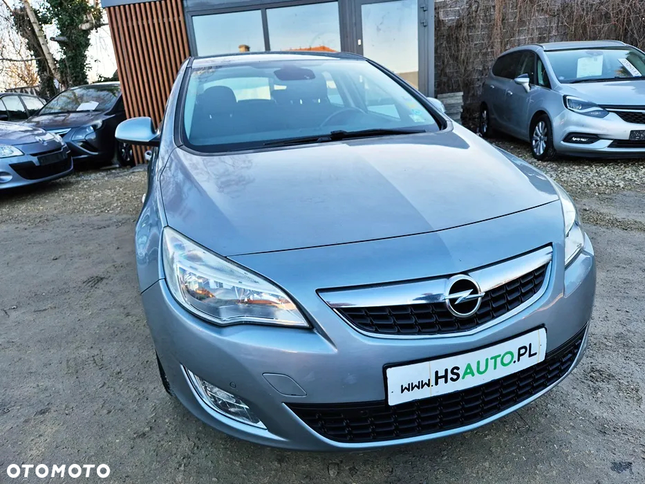 Opel Astra 1.4 Turbo Exklusiv - 5