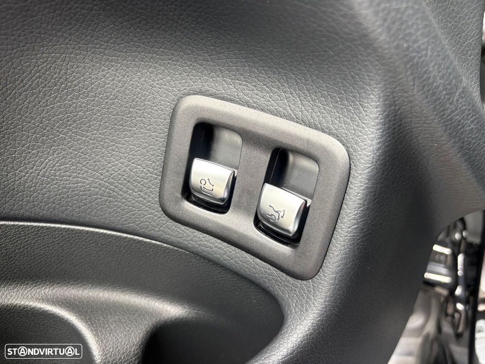 Mercedes-Benz GLC 250 d AMG Line 4-Matic - 12