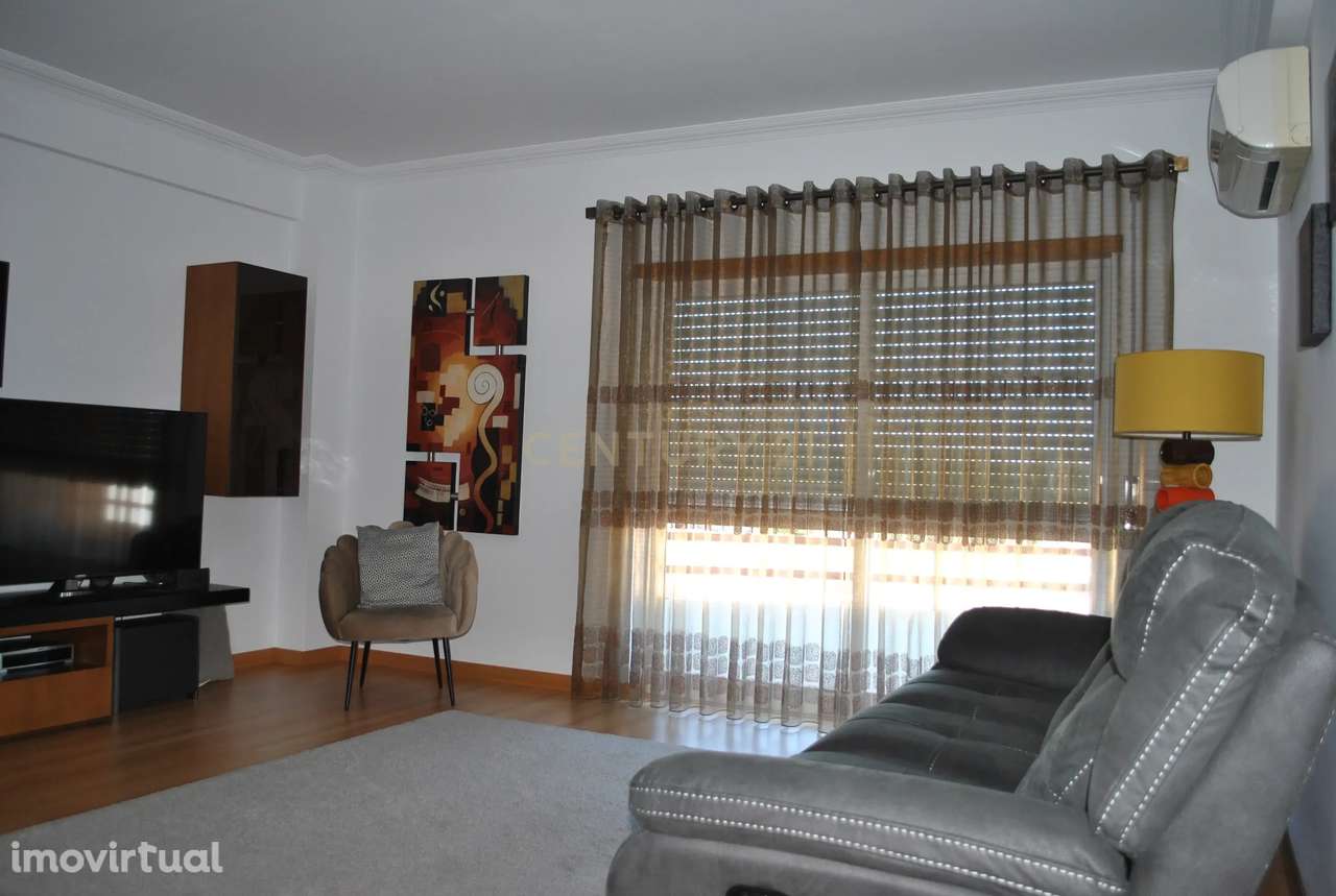 Apartamento T3 em Feijó / Almada com boas áreas e excelentes acabament - Grande imagem: 3/18