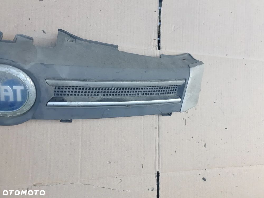 GRILL ATRAPA PRZÓD FIAT PANDA II 595/A SZARY - 3