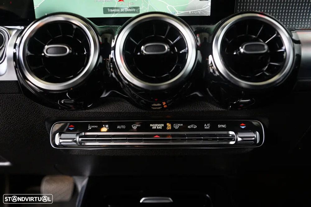 Mercedes-Benz GLB 200 d - 48